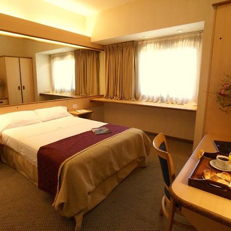 Hotel Aeroparque Inn & Suites Buenos Aires Exteriér fotografie