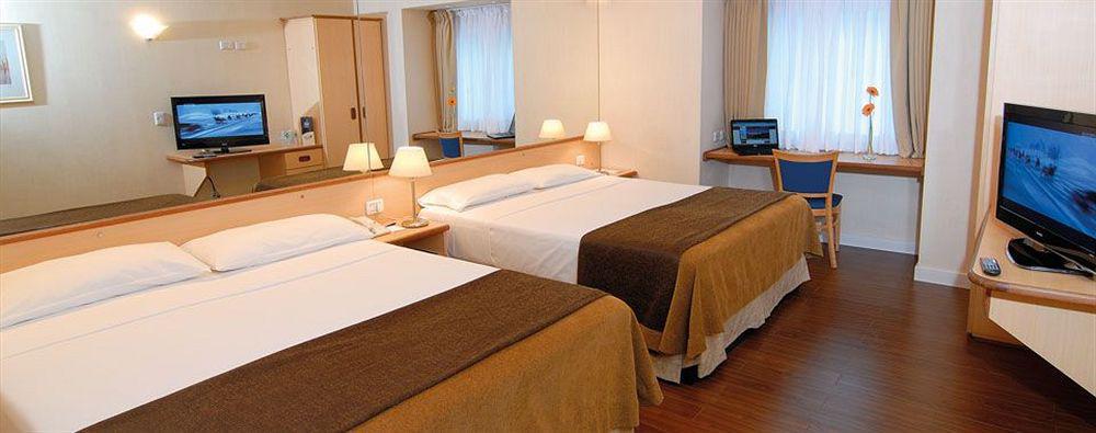 Hotel Aeroparque Inn & Suites Buenos Aires Exteriér fotografie